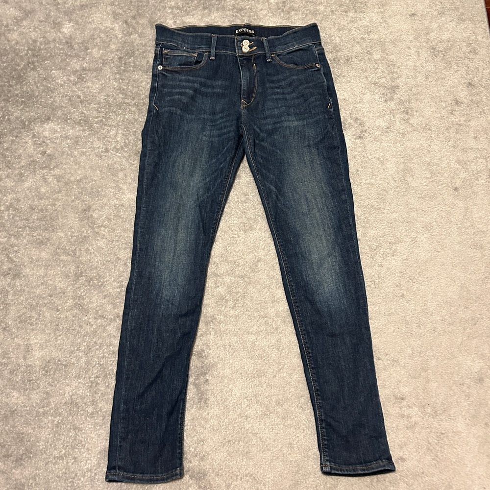 Express Mid Rise Crop Jean Leggings 👖 - Picture 4 of 13